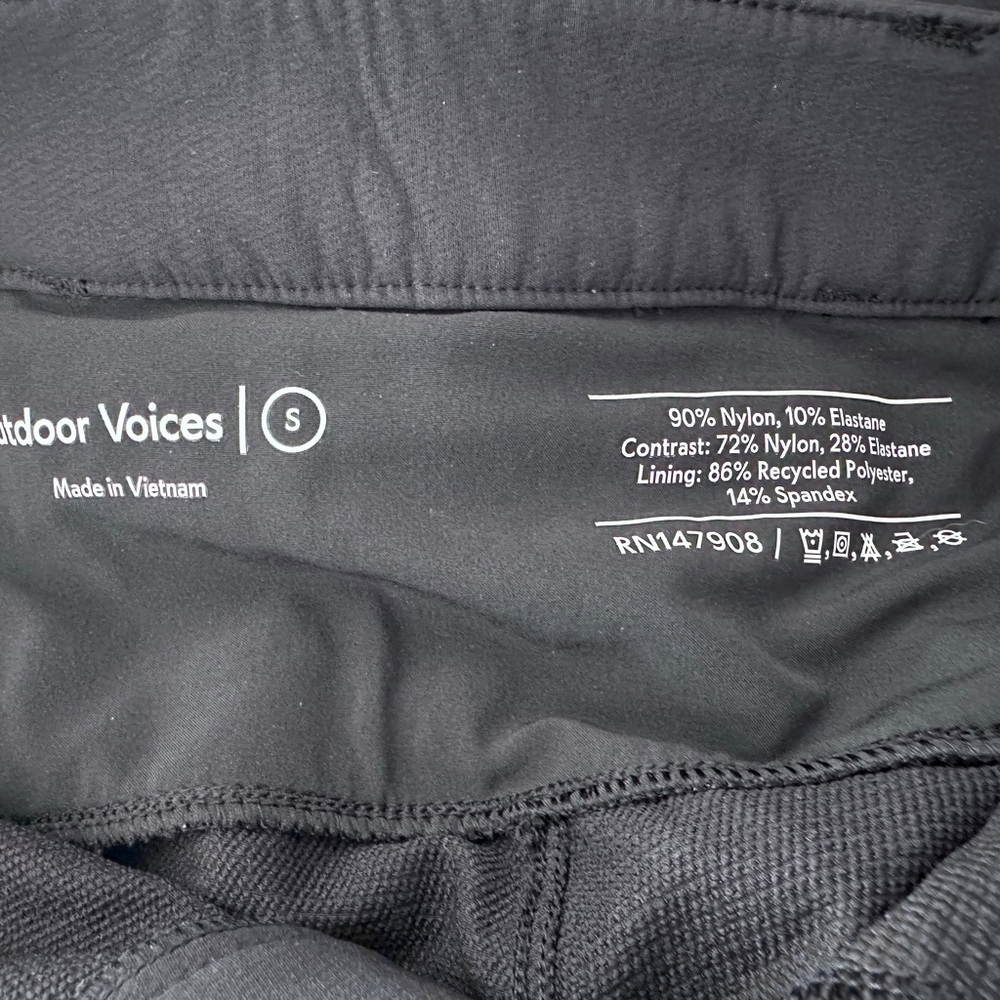 Outdoor Voices Black Convertible Track Pants with Cargo Pocket - Picture 2 of 6
